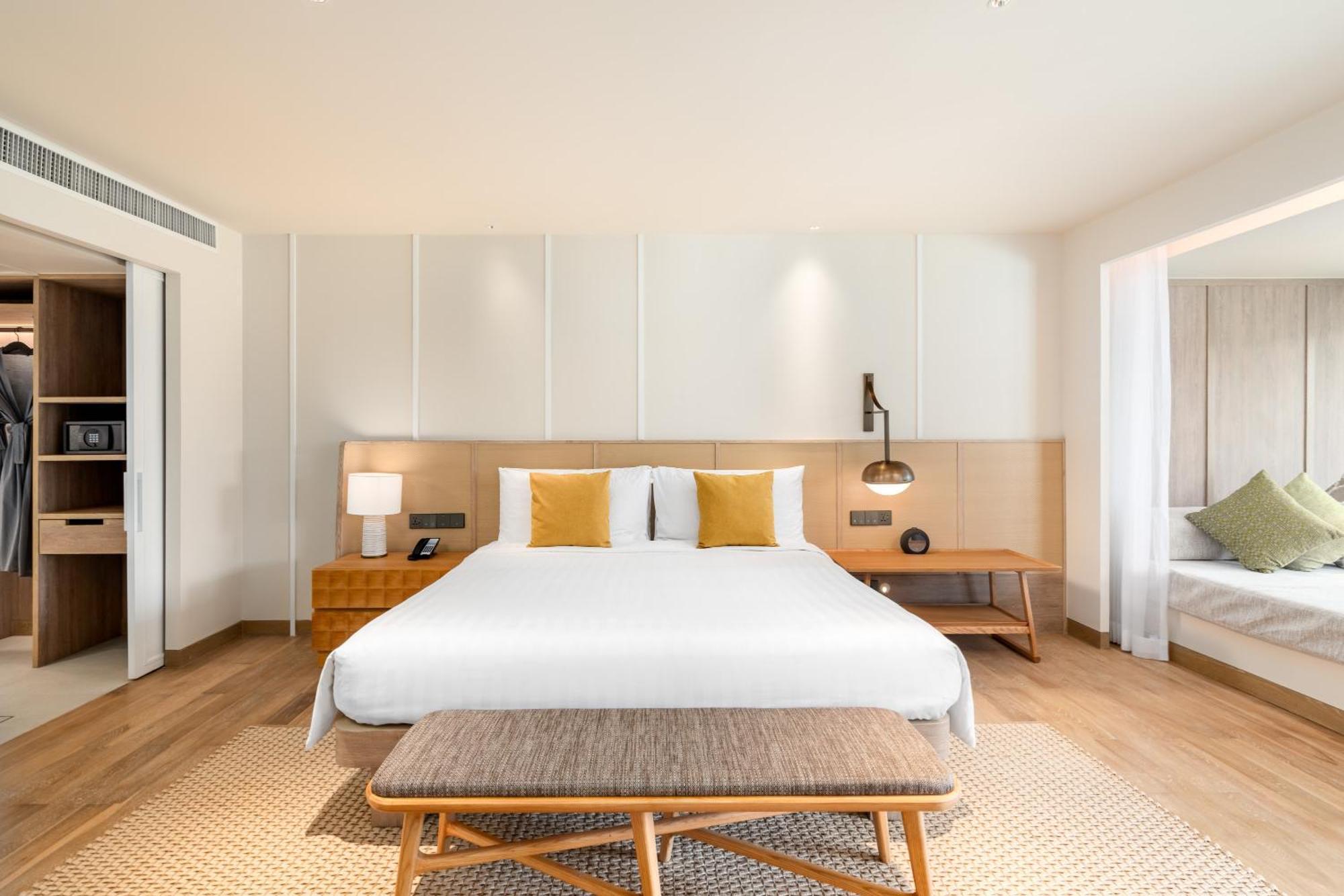 Saii Laguna Phuket Plaja Bang Tao Exterior foto A bedroom at the hotel